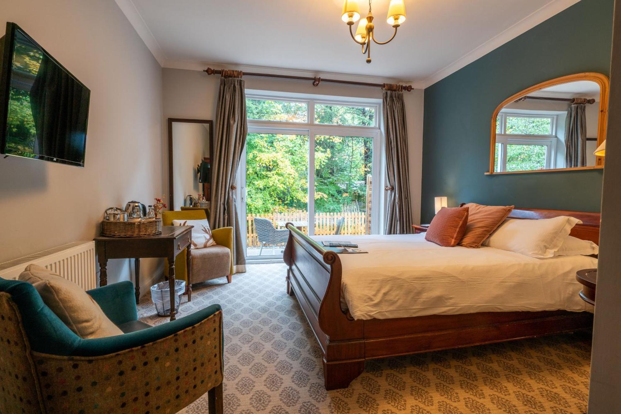 The Dundas Arms Kintbury 외부 사진