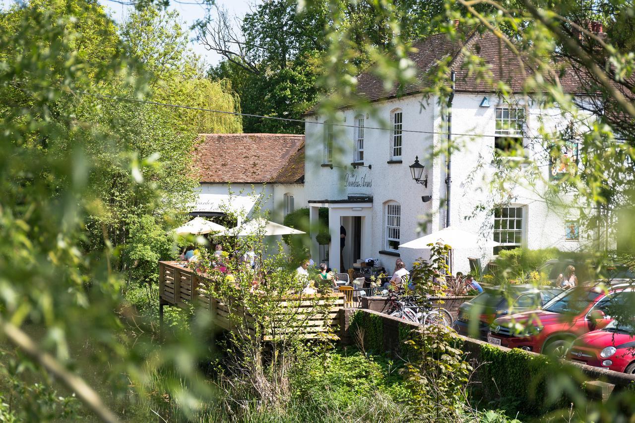 The Dundas Arms Kintbury 외부 사진