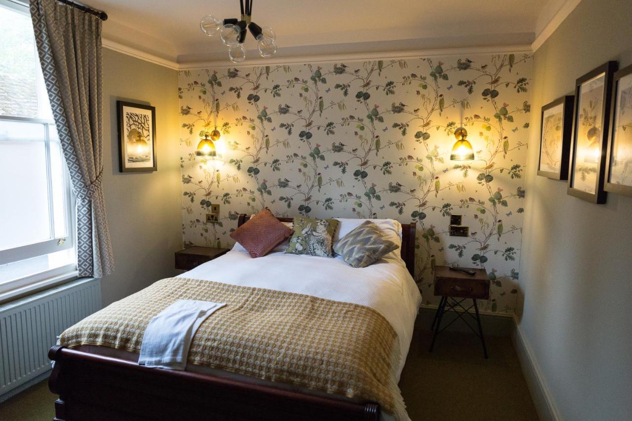 The Dundas Arms Kintbury 외부 사진