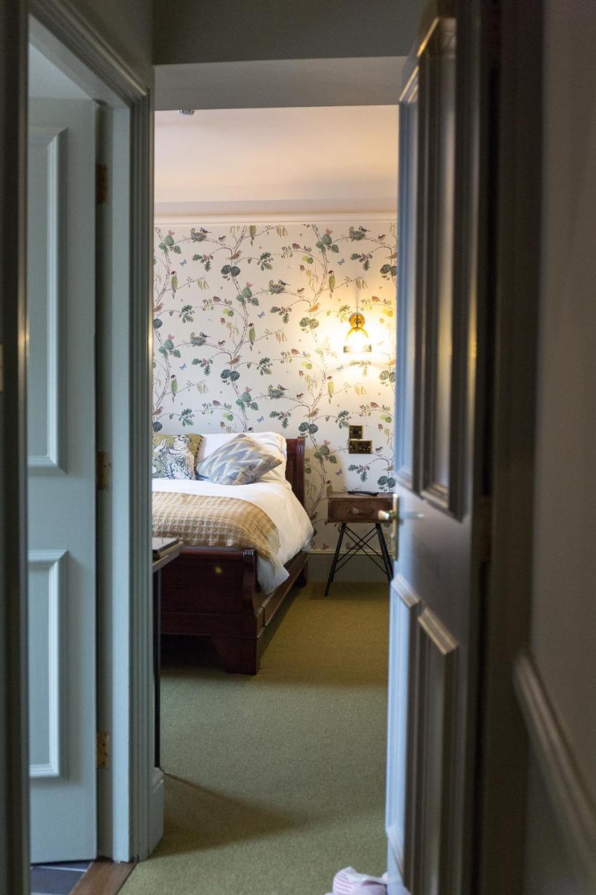The Dundas Arms Kintbury 외부 사진